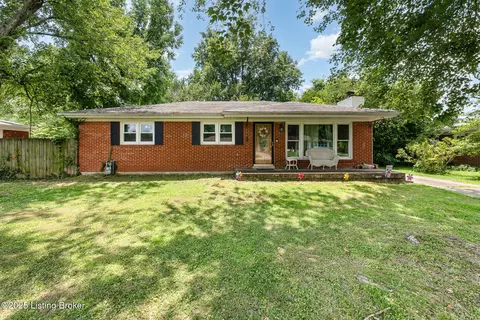 5606 Walnut Way, Louisville, KY 40229