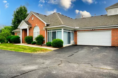 9809 Mcneely Lake Dr, Louisville, KY 40229