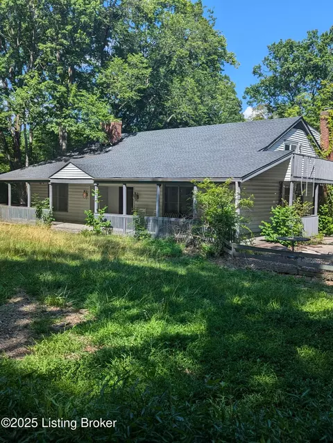 903 Flat Rock Rd, Louisville, KY 40245