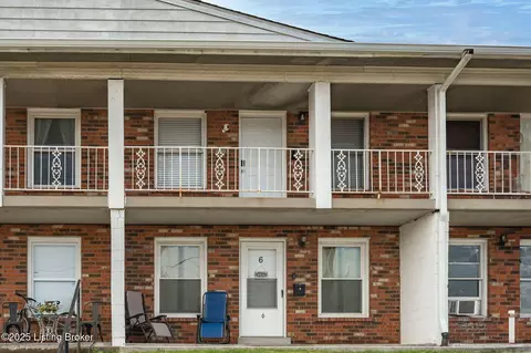 4501 S 6th St #16, Louisville, KY 40214