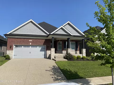 7508 Pavilion Park Rd, Louisville, KY 40214