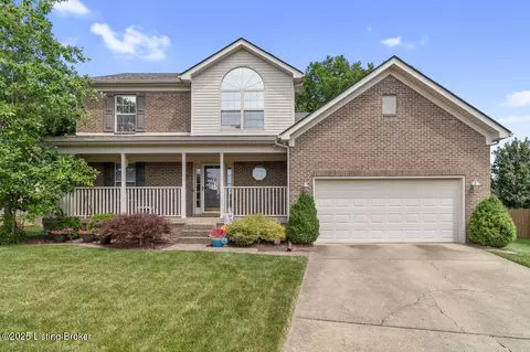 6716 Cassidy Cir, Louisville, KY 40229