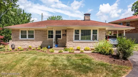 1701 Quarry Hill Rd, Louisville, KY 40213