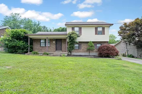 10304 Charleswood Rd, Louisville, KY 40229