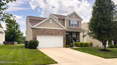 16506 Rockcrest View Ln, Louisville, KY 40245