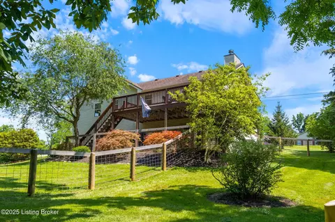 Exterior - 128 Oakwood Cir, Pendleton, KY 40055 photo 11 of 17