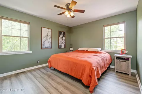 Bedroom - 128 Oakwood Cir, Pendleton, KY 40055 photo 4 of 4