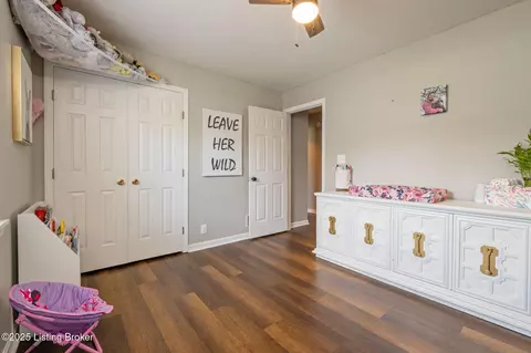 Bedroom - 128 Oakwood Cir, Pendleton, KY 40055 photo 3 of 4