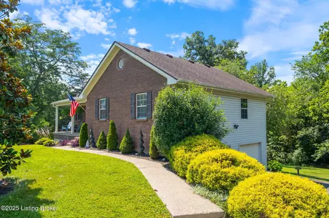 Exterior - 128 Oakwood Cir, Pendleton, KY 40055 photo 4 of 17