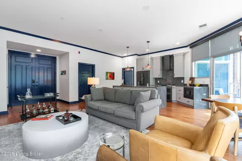 324 E Main St UNIT 206, Louisville, KY 40202
