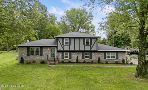 7411 S Watterson Trl, Louisville, KY 40291