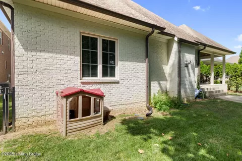 Exterior - 7809 Springfarm Pointe Pl, Prospect, KY 40059 photo 12 of 15