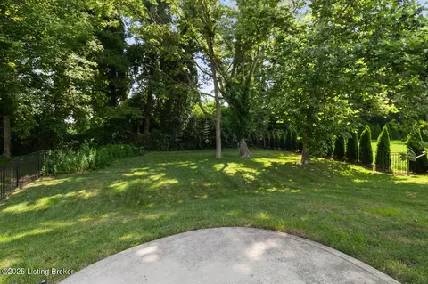 Exterior - 7809 Springfarm Pointe Pl, Prospect, KY 40059 photo 10 of 15