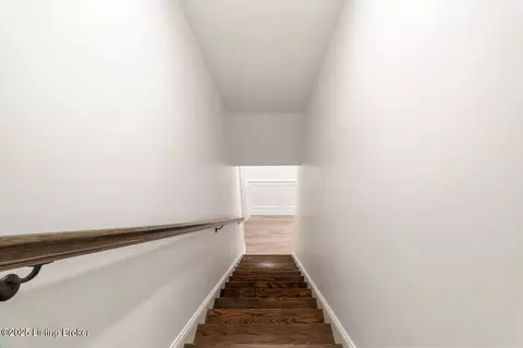 Entry Way - 7809 Springfarm Pointe Pl, Prospect, KY 40059 photo 10 of 11