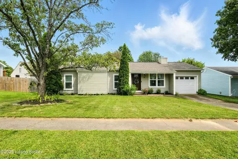 6612 Ashbrooke Dr, Pewee Valley, KY 40056