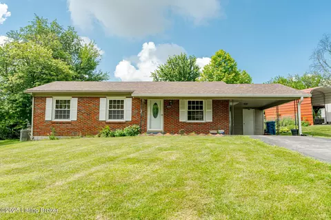 1608 Lakeside Dr, Shelbyville, KY 40065