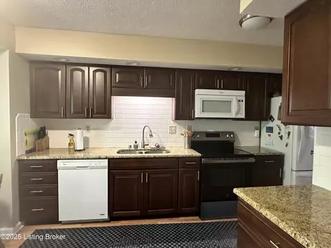 509 Piping Rock Road Rd, Brandenburg, KY 40108