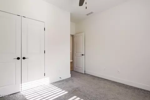 Bedroom - 3035 Masters Dr, Floyds Knobs, IN 47119 photo 5 of 10