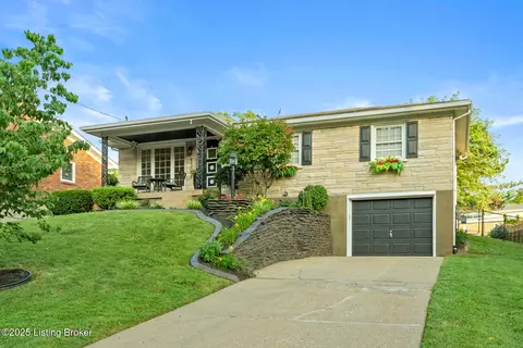 4206 Winter Park Dr, Louisville, KY 40218