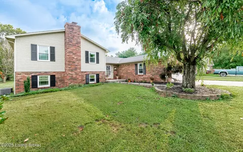 544 Ponder Dr, Shelbyville, KY 40065