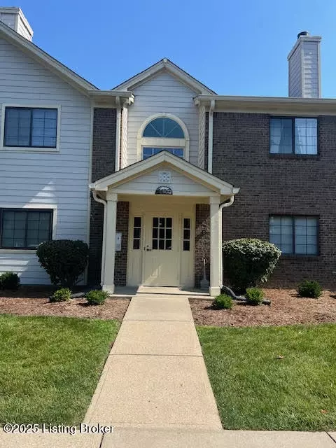 8406 Ambrosse Ln UNIT 208, Louisville, KY 40299