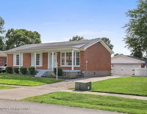 6706 Orange Blossom Rd, Louisville, KY 40219