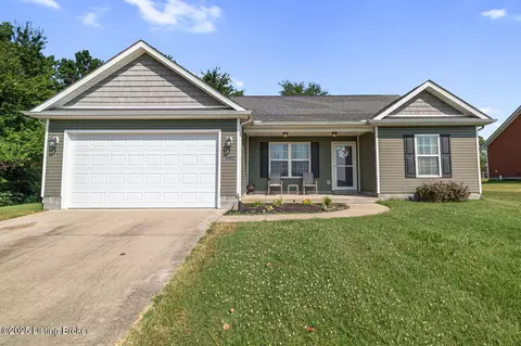 561 Hayden School Rd, Elizabethtown, KY 42701