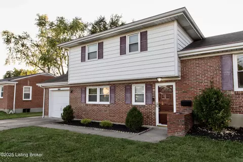 11010 Oliverda Dr, Louisville, KY 40272