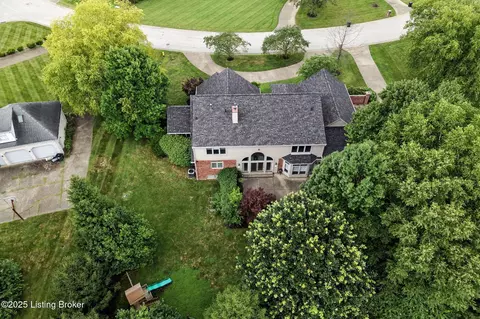 View/Area - 7404 Cedar Bluff Ct, Prospect, KY 40059 photo 9 of 11