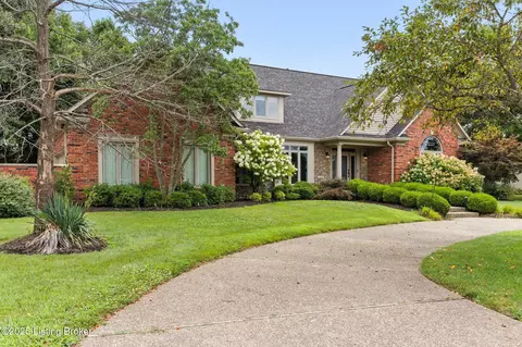 Exterior - 7404 Cedar Bluff Ct, Prospect, KY 40059 photo 16 of 20