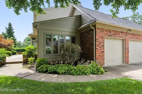 Exterior - 7404 Cedar Bluff Ct, Prospect, KY 40059 photo 9 of 20