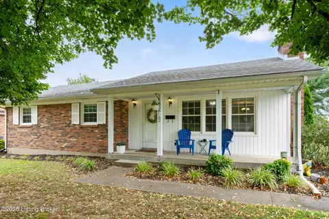 8215 Siesta Way, Louisville, KY 40219