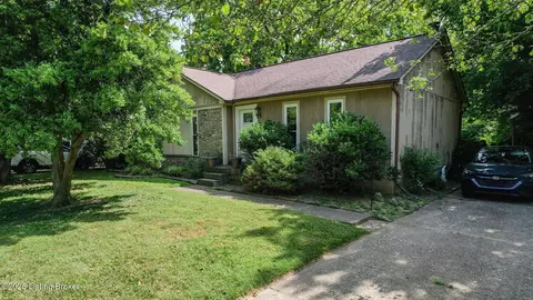 3401 Lafollette Dr, Jeffersontown, KY 40299
