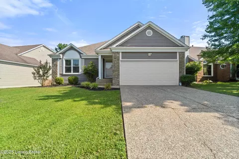 11011 Fairway Pointe Dr, Louisville, KY 40241