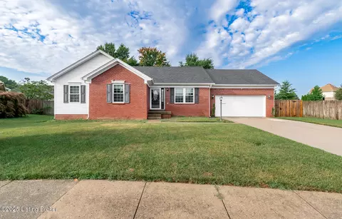 6902 Charles Lindsey Ct, Louisville, KY 40229