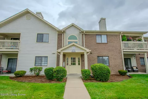 8500 Ambrosse Ln #102, Louisville, KY 40299