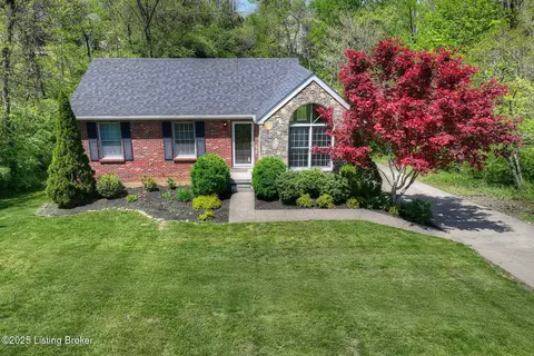 1407 Allgeier Dr, La Grange, KY 40031