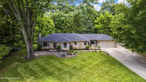 4221 Dolphin Rd, Louisville, KY 40220