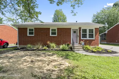 10601 Charlene Dr, Fairdale, KY 40118