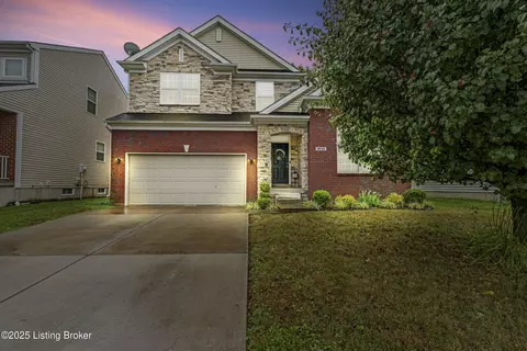 9830 Creek View Estates Dr, Louisville, KY 40291