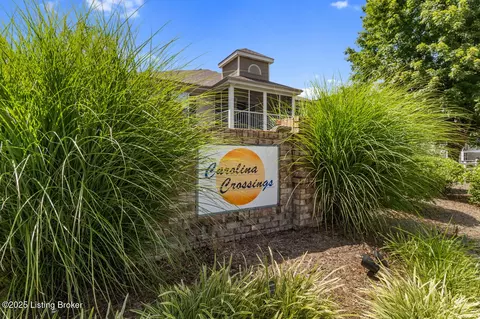 5301 Carolina Crossings Way #206, Louisville, KY 40219