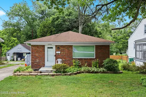 2906 Wurtele Ave, Louisville, KY 40216