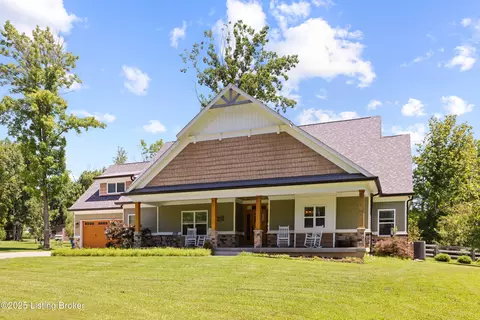 1945 Crystal Dr, La Grange, KY 40031