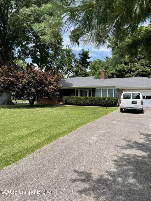 4305 Westport Rd, Louisville, KY 40207