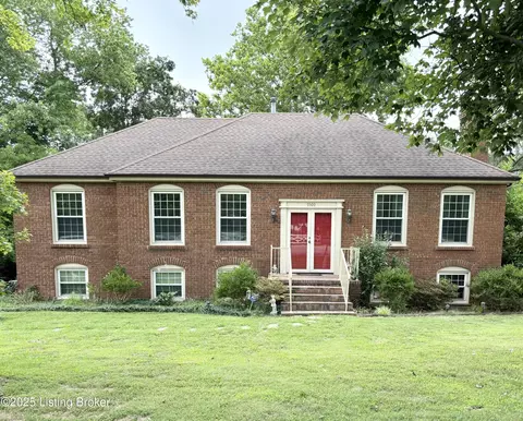 7509 Stone Brook Dr, Louisville, KY 40291