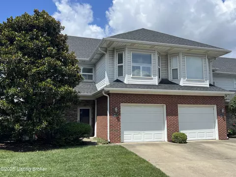 3404 Pinnacle Gardens Dr, Louisville, KY 40245