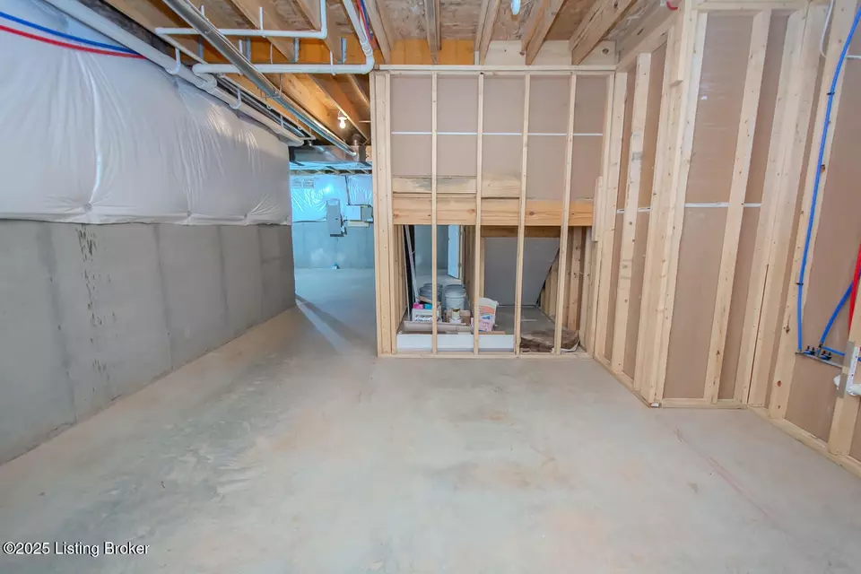 Entry Way - 4205 Calgary Way, Louisville, KY 40241 photo 5 of 5