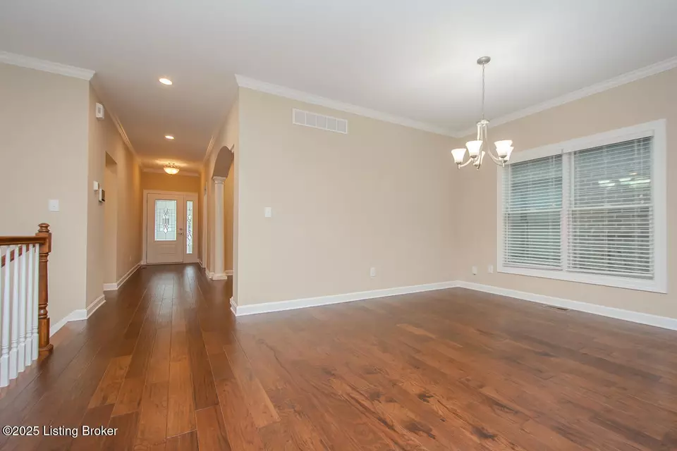 Entry Way - 4205 Calgary Way, Louisville, KY 40241 photo 4 of 5