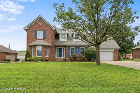 375 Colonial Dr, Mount Washington, KY 40047