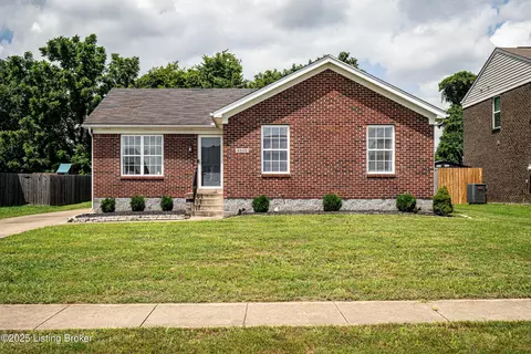 8505 Splendid Pt, Louisville, KY 40229